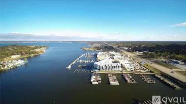 Main picture of 208 Catoti Cay Ct