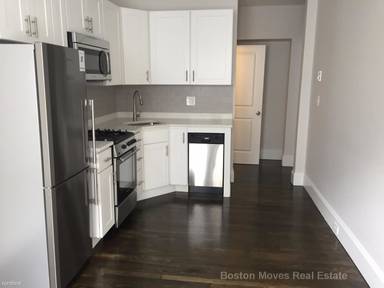 Main picture of 16 Clearway St