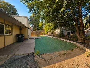 Main picture of 2532 W 3rd St