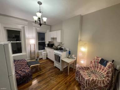 Main picture of 21 Sheafe St