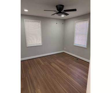 Main picture of 101 N Edgewood St