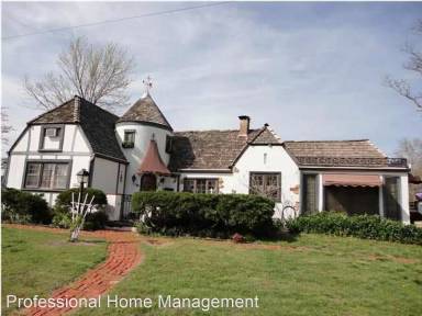 Main picture of 5412 E Morris St