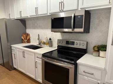 Main picture of 893 Parsons St SW