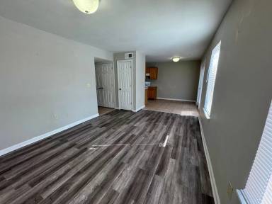 Main picture of 1121 Transit Way