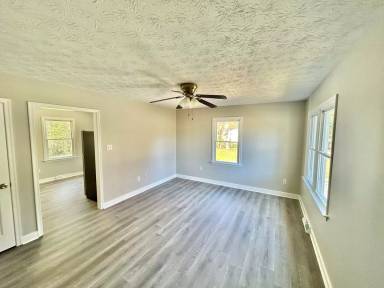 Main picture of 9089 Pine Hill Rd