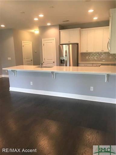 Main picture of 161 Lake Lily Dr