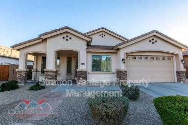 Main picture of 2813 E Cobalt St