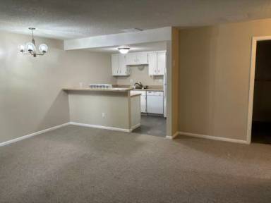 Main picture of 1532 Trent Ct