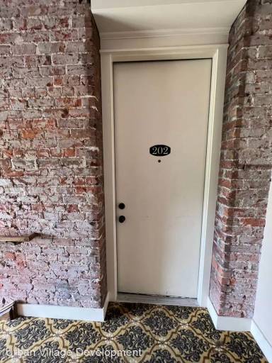 Main picture of 804 Park Ave