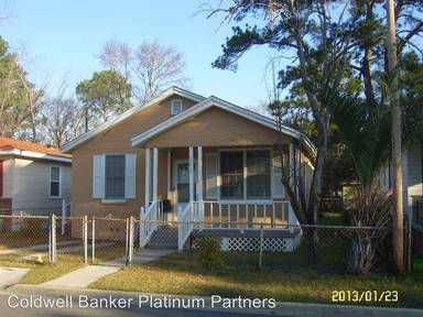 Main picture of 1212 E 58th St