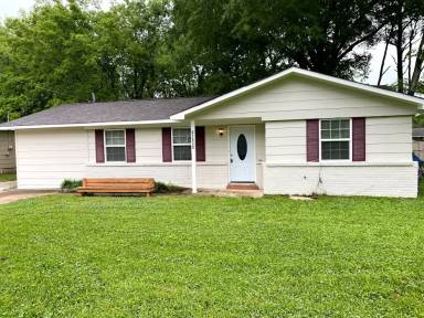 Main picture of 14005 Creely Dr SW