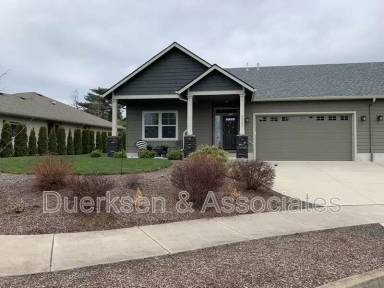 Main picture of 523 NW Mirador Pl