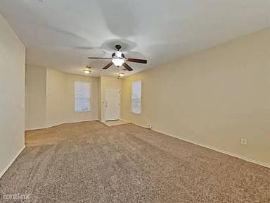 Main picture of 9822 Vandenberg Way