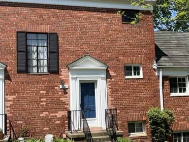 Main picture of 3115 Martha Custis Dr