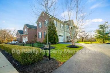 Main picture of 2105 Eastport Way