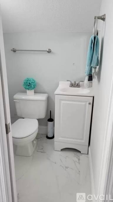 Main picture of 11547 SW 7th St