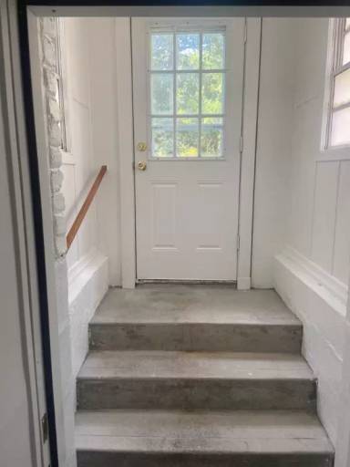 Main picture of 223 Dix Hills Rd