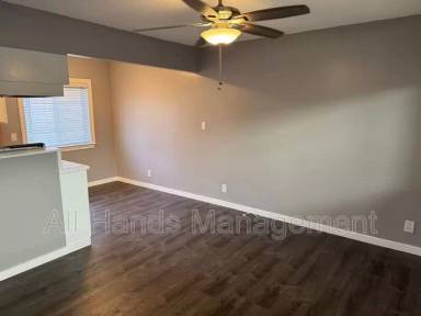 Main picture of 231 Loma Ave