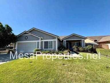 Main picture of 15389 Megan Ct