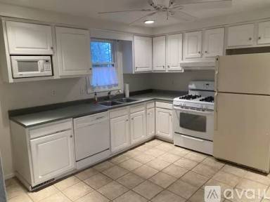 Main picture of 3725 Amherst Rd