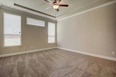 Main picture of 9105 Waters Ln