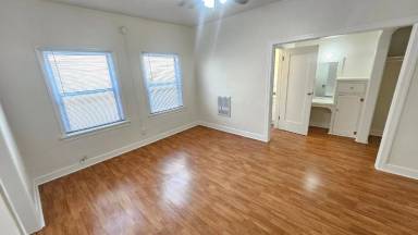 Main picture of 727 S Coronado St