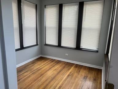 Main picture of 6201 S Langley Ave