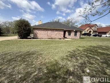 Main picture of 2101 Winston Dr