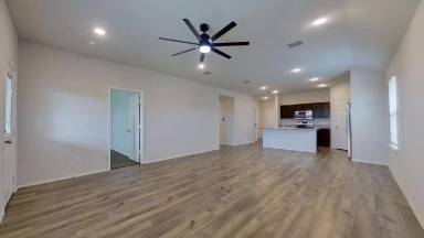 Main picture of 1000 Oxford Ln