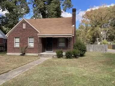 Main picture of 3146 Choctaw Ave
