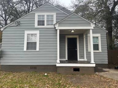 Main picture of 2219 Locust St