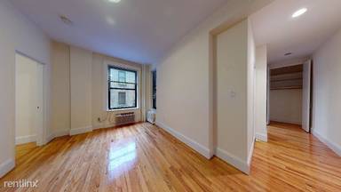 Main picture of 200 Riverside Dr