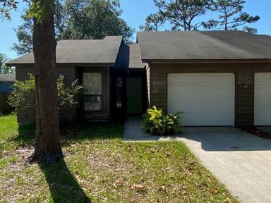 Main picture of 11720 Fort Caroline Lakes Ct