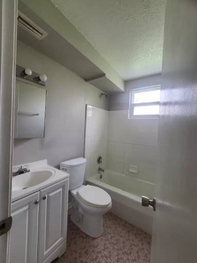 Main picture of 3715 Almeda St