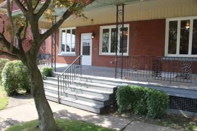 Main picture of 5825 Bartlett St