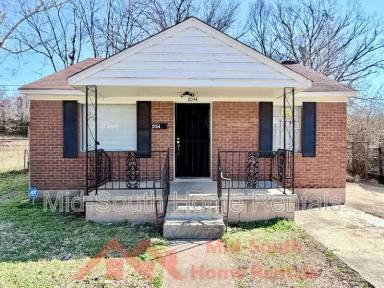 Main picture of 2054 Benford St