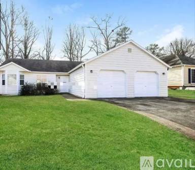 Main picture of 1391 Howard Way