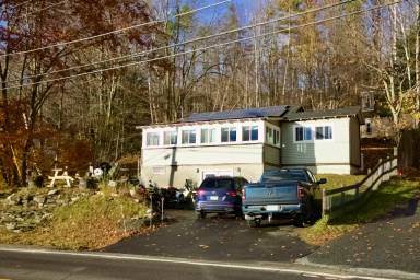 Main picture of 84 NH Route 4A