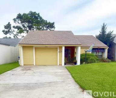 Main picture of 2458 Lorraine Ct S