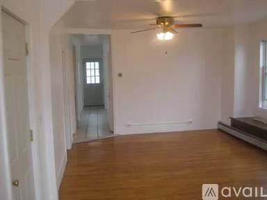 Main picture of 89 Sterling St