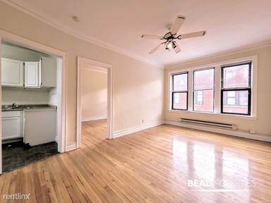 Main picture of 3943 N Janssen Ave