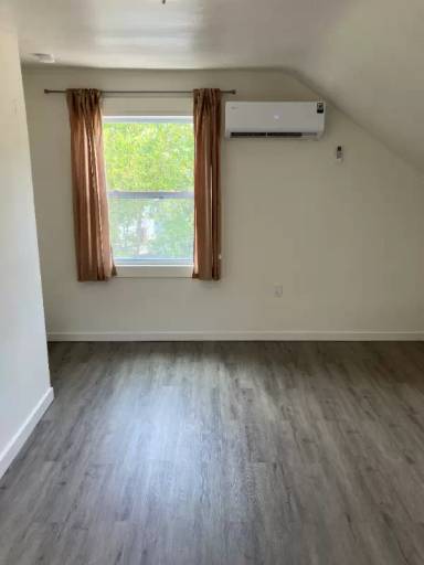 Main picture of 108 Park St