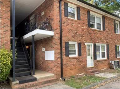 Main picture of 718 E Maple Ave