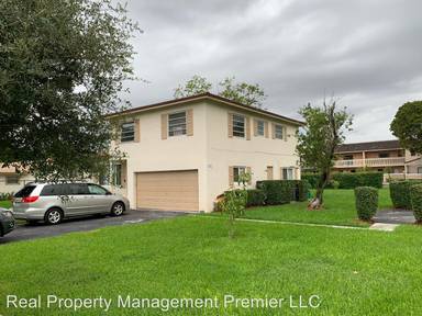 Main picture of 2430 NW 116th Ter