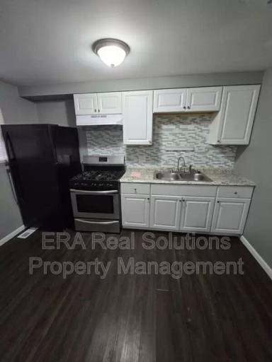 Main picture of 1598-1660 E 25th Ave Apartments