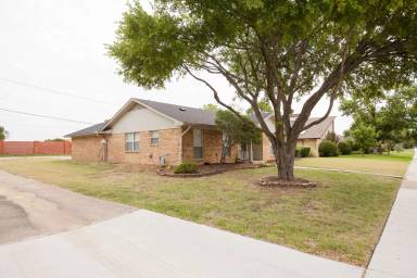 Main picture of 1535 Rocky Point Dr