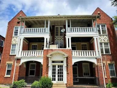 Main picture of 3120 Kensington Ave