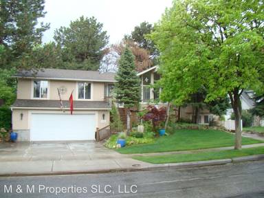 Main picture of 1454 E Ridgemark Dr
