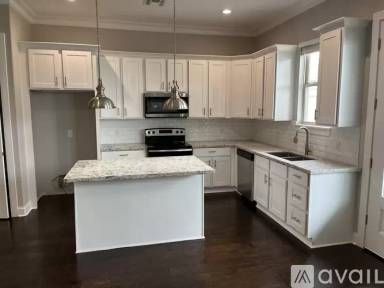 Main picture of 4315 Village Ln