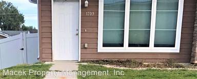 Main picture of 1709 21st Ave S